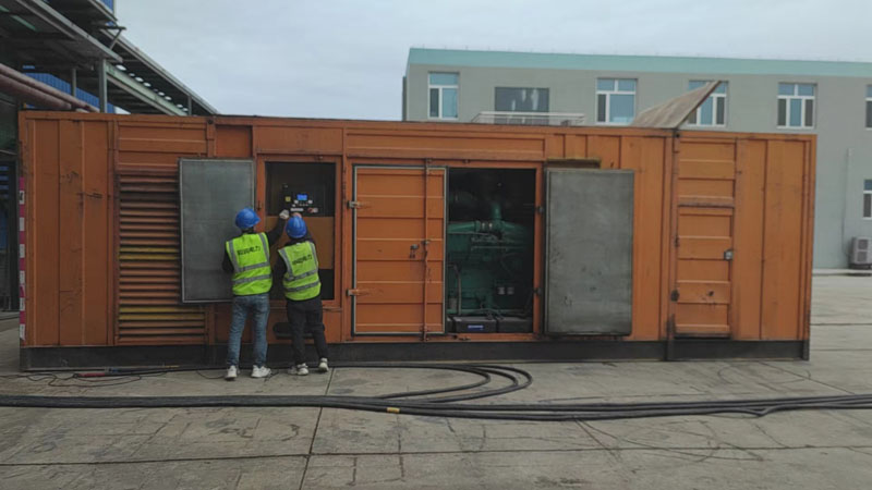 昭阳如何检查柴油发电机组的机油油位？